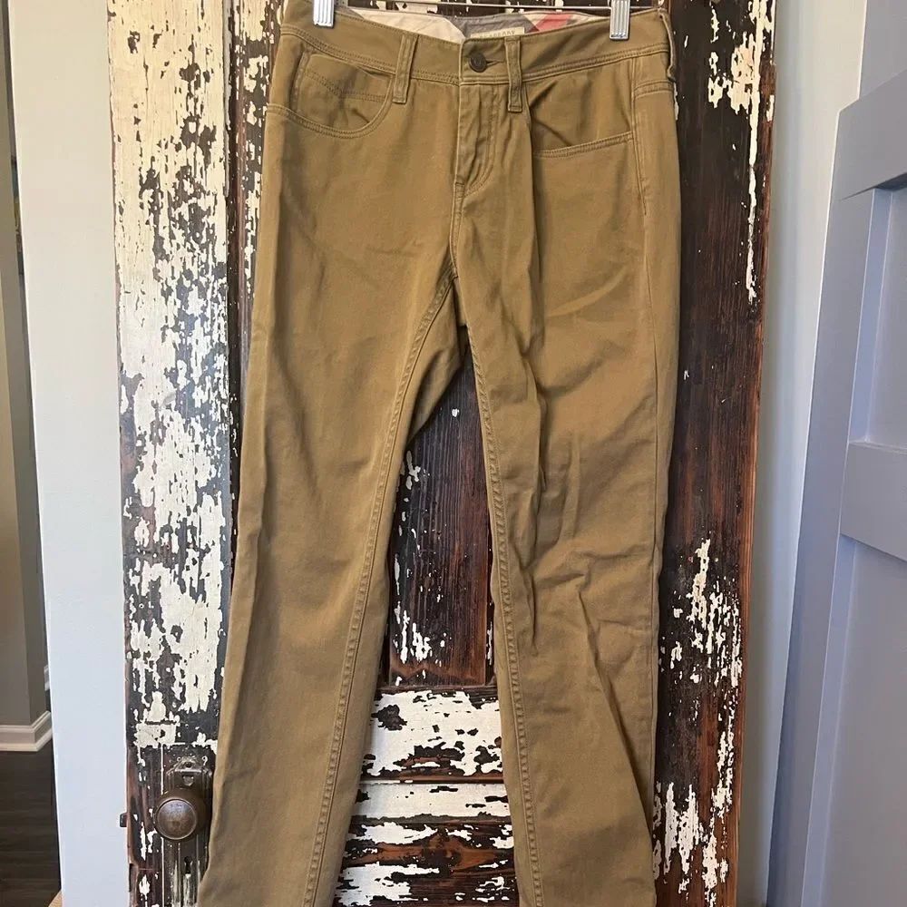 Women’s Burberry about Khaki/Tan Pants. Size 26R
